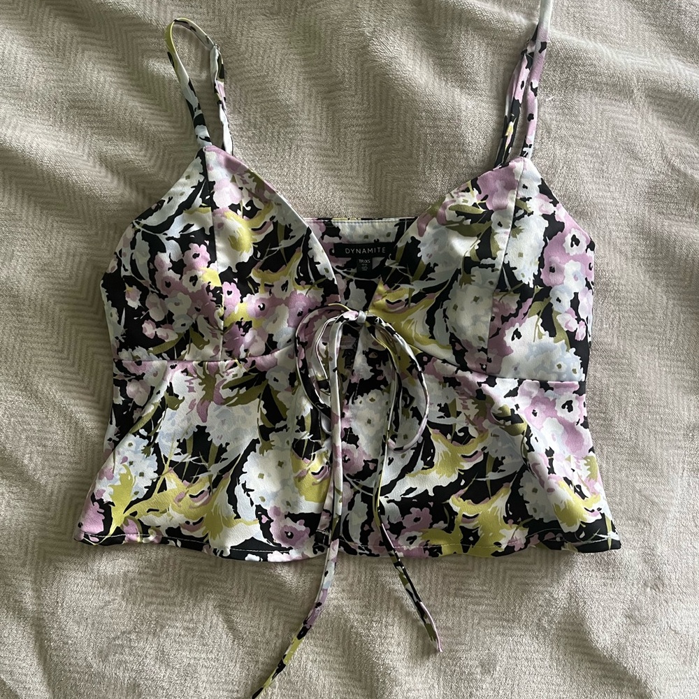 💐Tie Up Floral Top💐